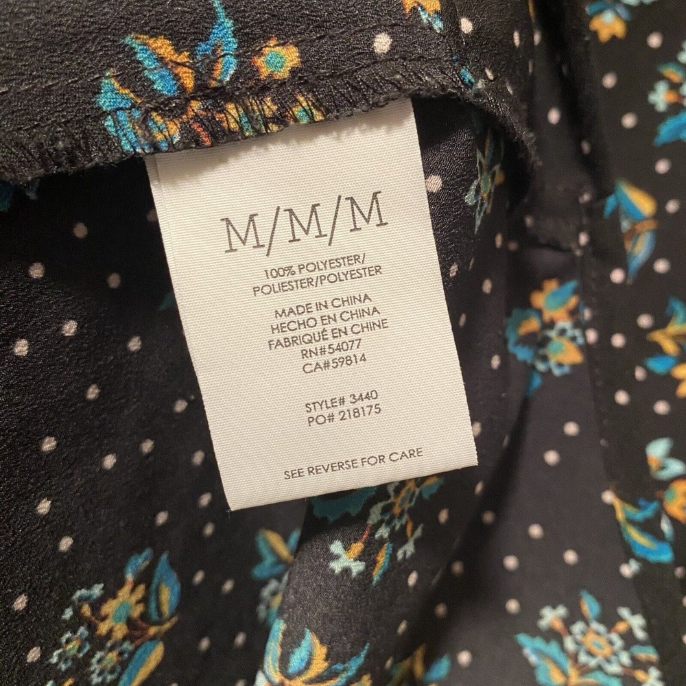 Cabi Top Women Medium Whimsy 3440 Black Floral Sleeveless Cottage Prairie Preppy - Picture 9 of 10